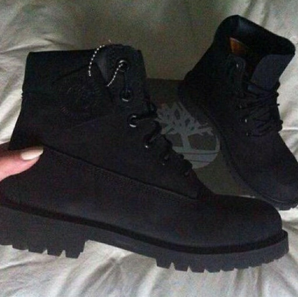 MAKE OFFER Black TIMBERLANDS Women's 8M US